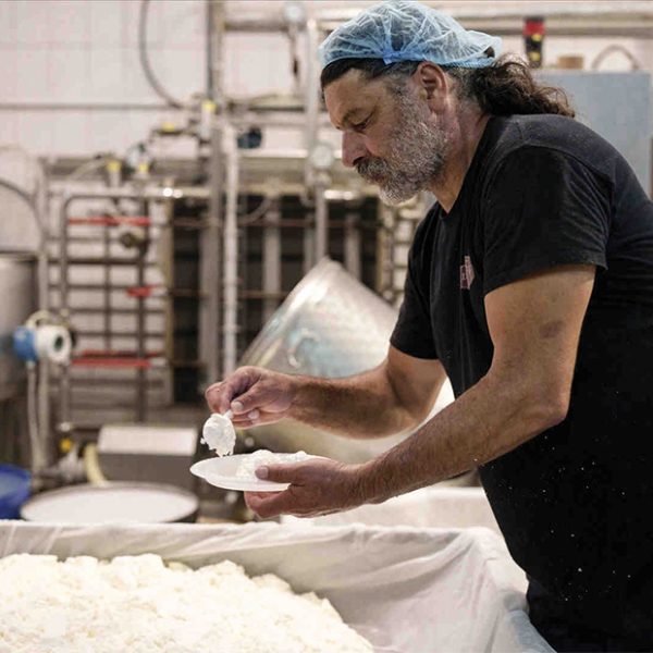 Η πεμπτουσία της Ναξιώτικης τυροκομίας στα χέρια του Πιτταρά