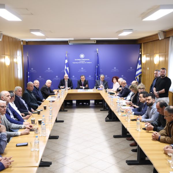 Σχέδιο για μερική άρση απαγόρευσης διακίνησης τυριού από τη Λέσβο