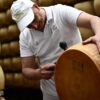 Ακραία ζέστη απειλεί την ενδοχώρα της Παρμεζάνας των 4,5 δισ. ευρώ